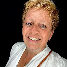 Carla Van den Beld