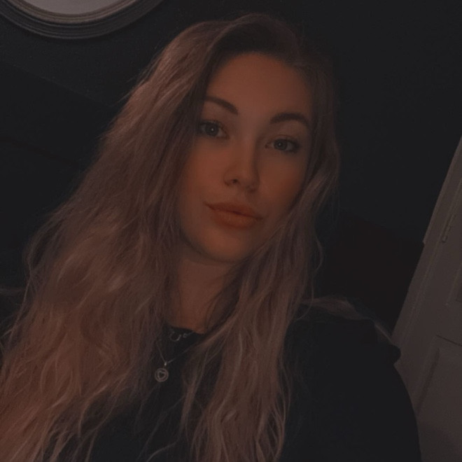 Naomi Van Oort
